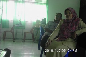 Perintis Satu-Satunya SLB di Aceh Timur. Pasangan Suami Istri, Bapk Warsito dan Ibu Nur Aini Yang Bertindak Sebagai Ketua Yayasan dan Kepala Sekolah. Merintis SLB Cahaya Pada 2011. (Foto: Koleksi Pribadi)